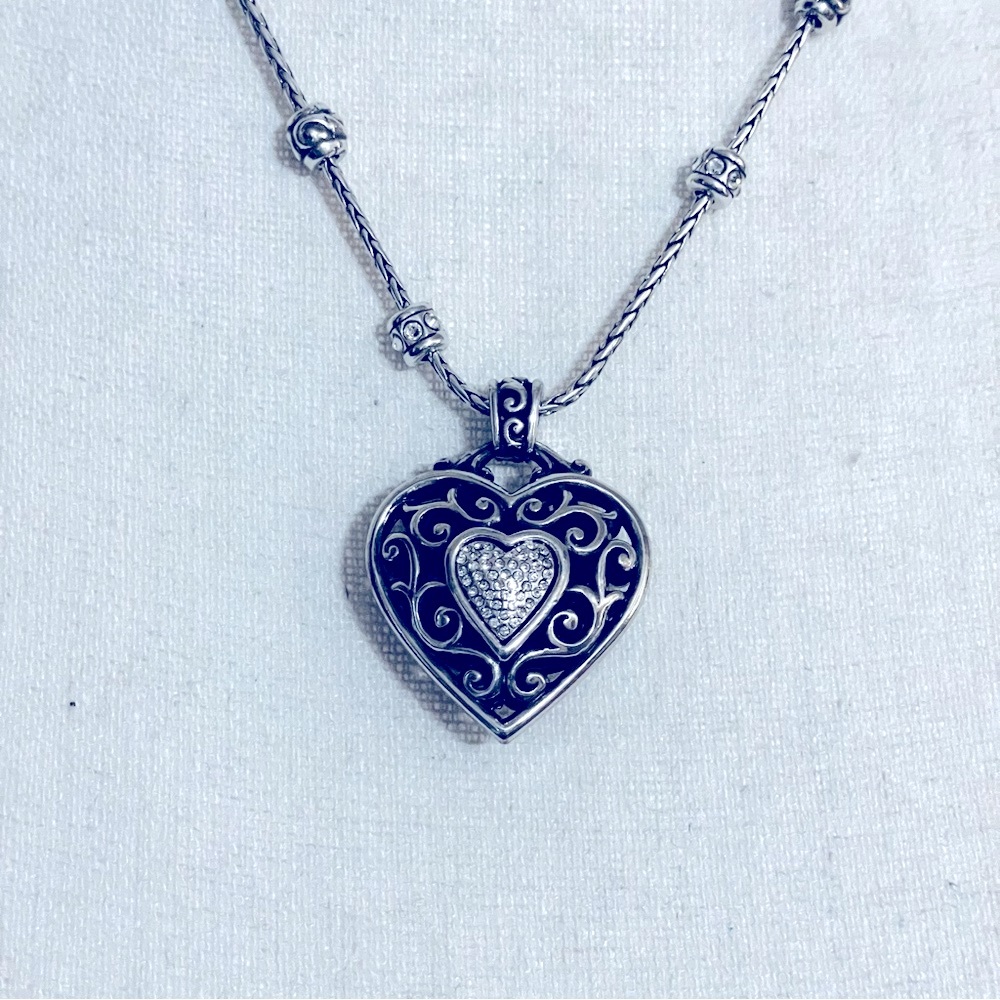 Brighton Reno Heart Pendant Necklace EUC - Picture 4 of 5
